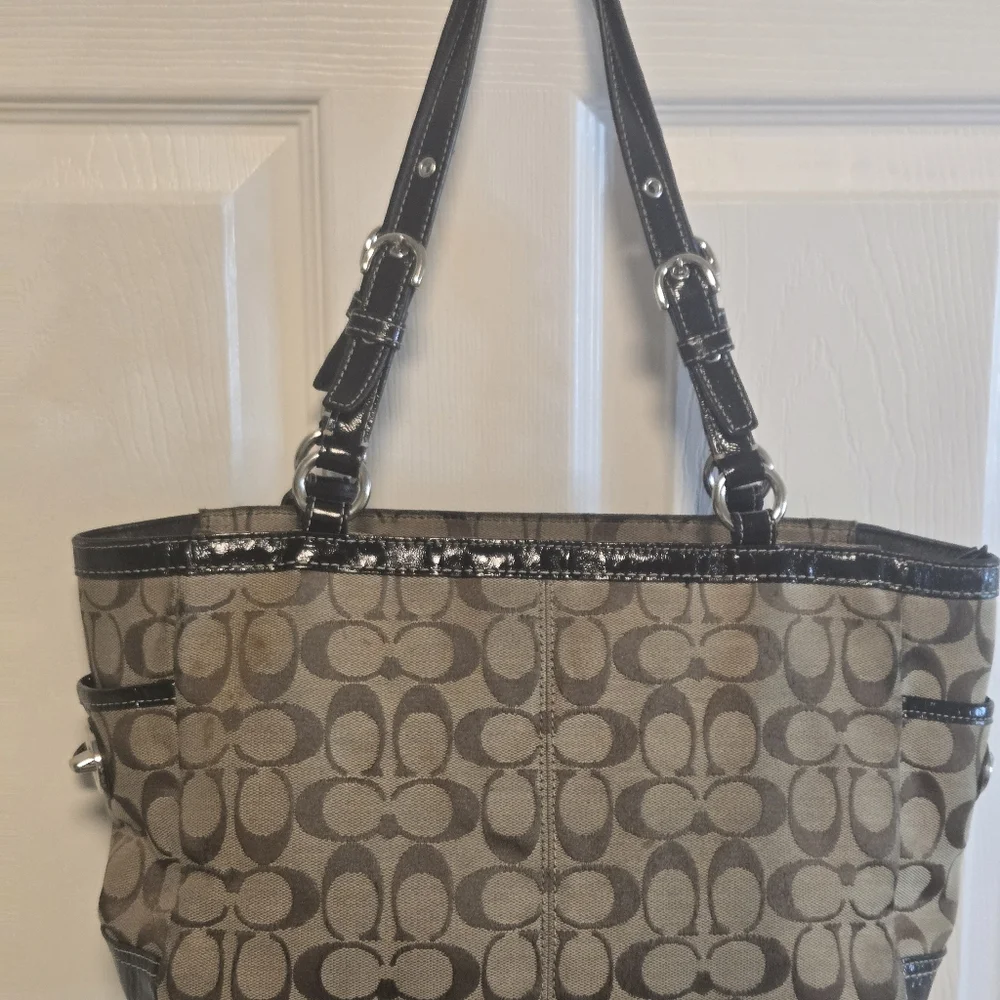 Coach Shoulderbag Signature Canvas & Leather - Picture 5 of 14